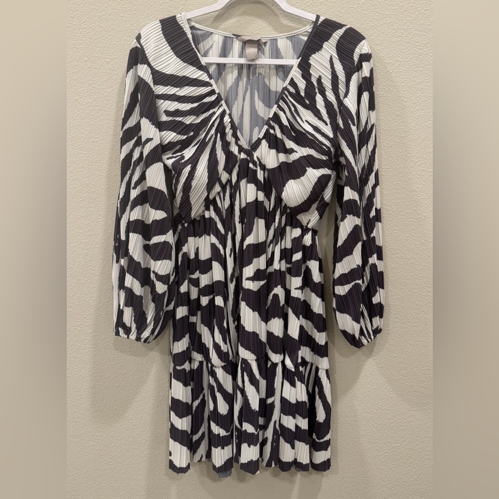 H&M pleated jersey dress